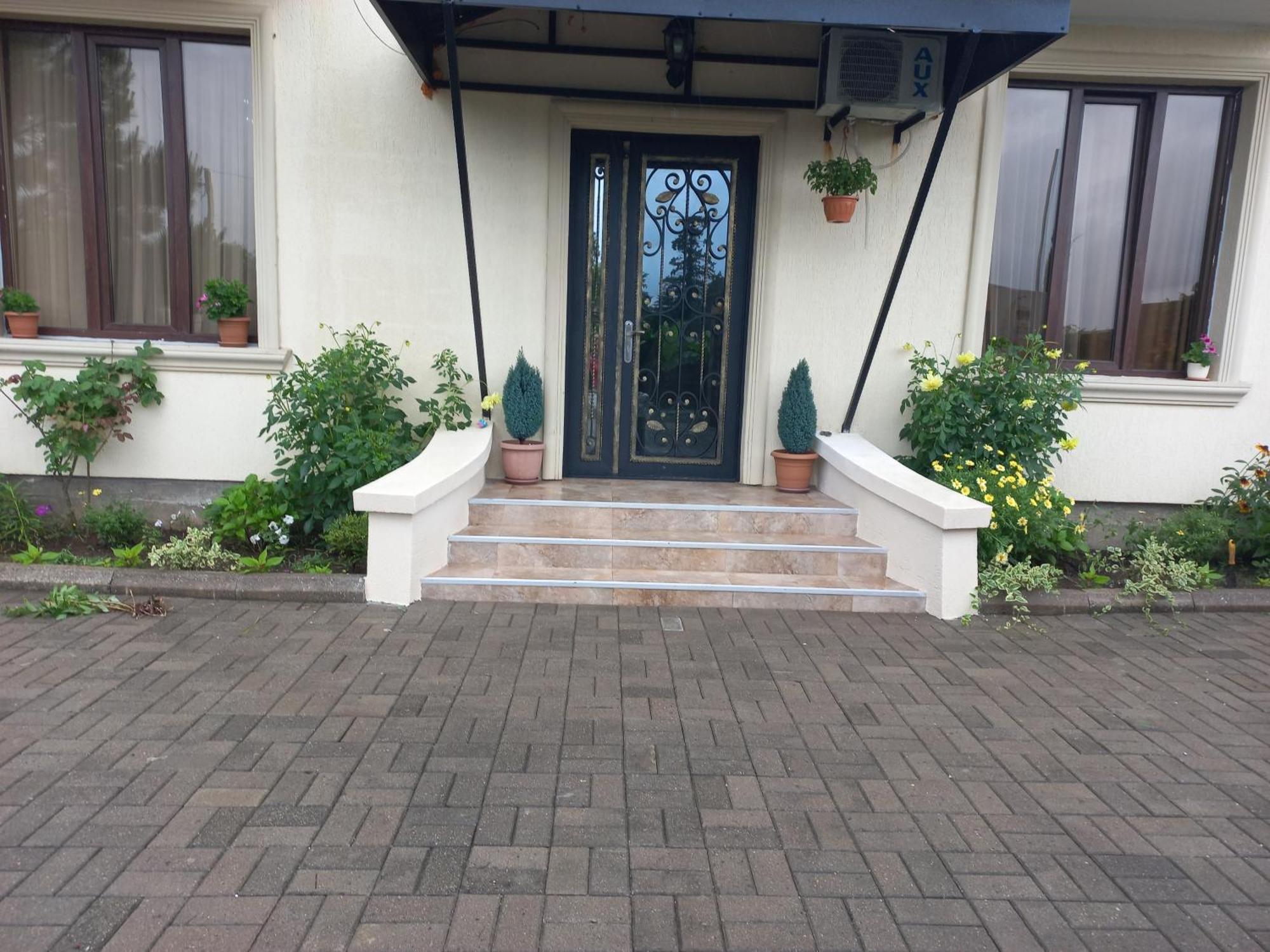 Mate'S Guest House Kobuleti Exterior foto